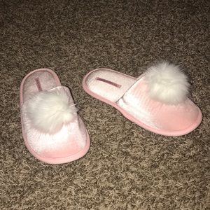 Victorias secret slippers